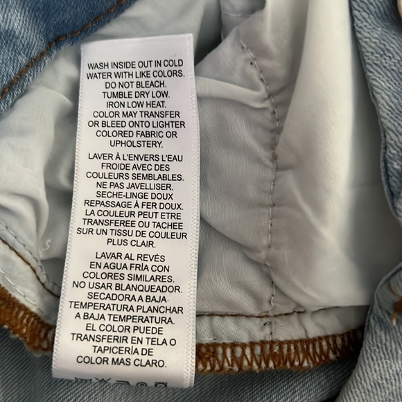 Le crop Mini Boot
FRAME size 25 - Picture 7 of 10